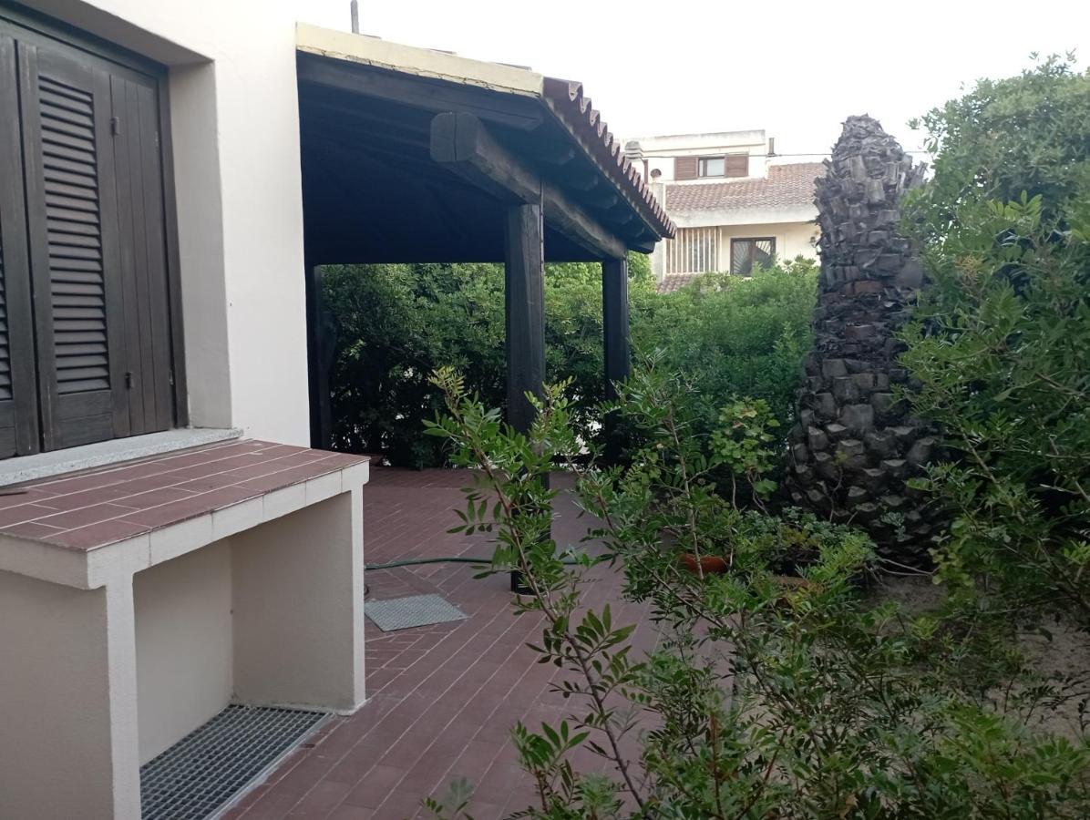 奧爾比亞Domus Garden住宿加早餐旅馆 外观 照片